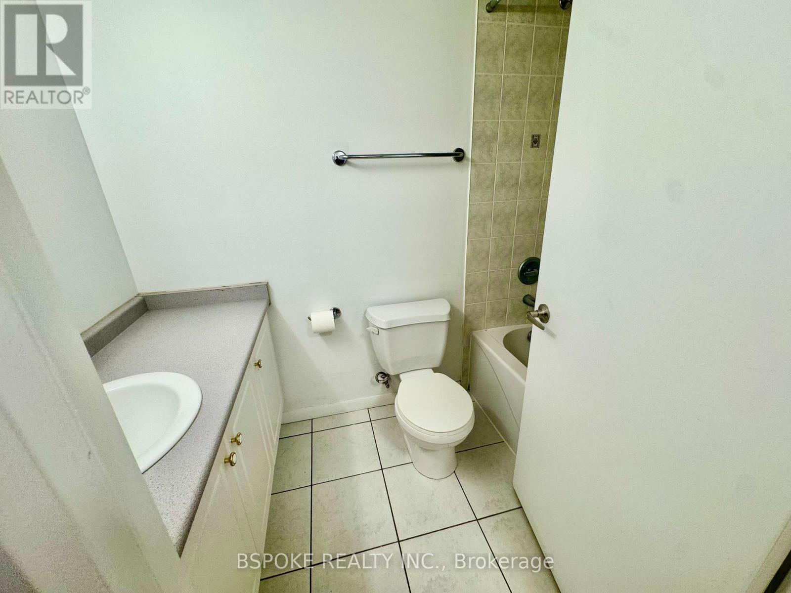 808 - 2464 Weston Road, Toronto, Ontario  M9N 0A2 - Photo 7 - W12775496