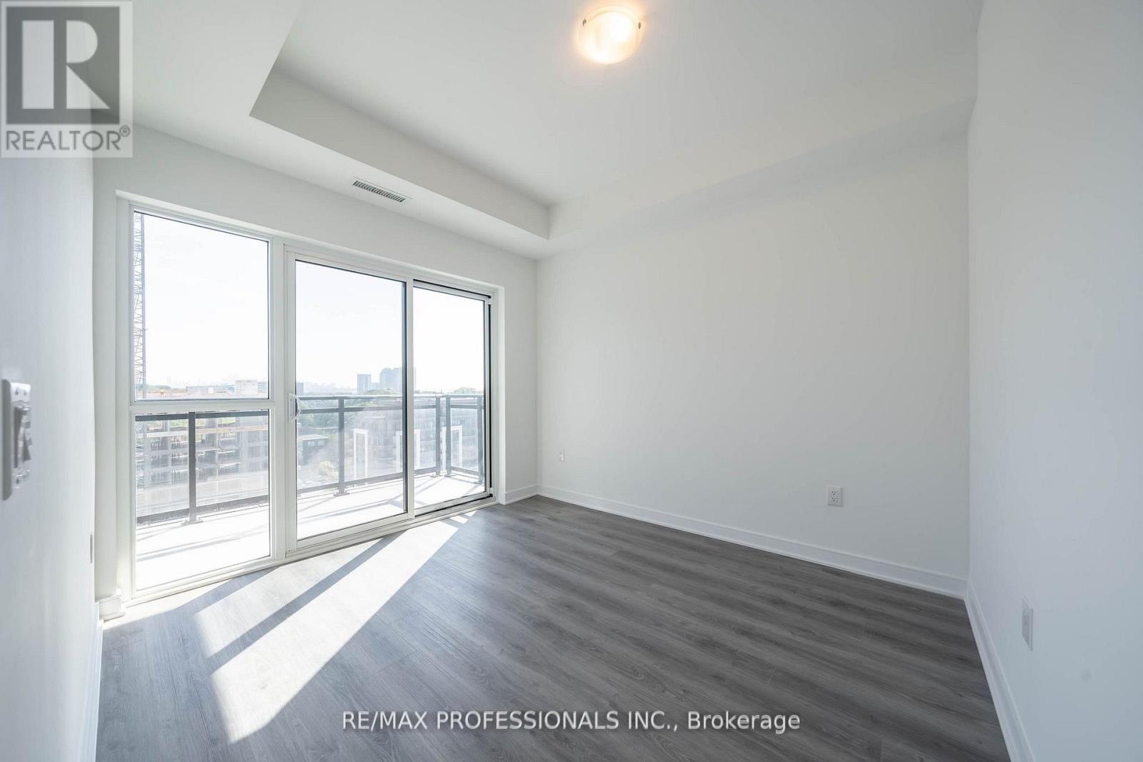 901 - 25 Neighbourhood Lane, Toronto, Ontario  M9Y 0C4 - Photo 12 - W12775500