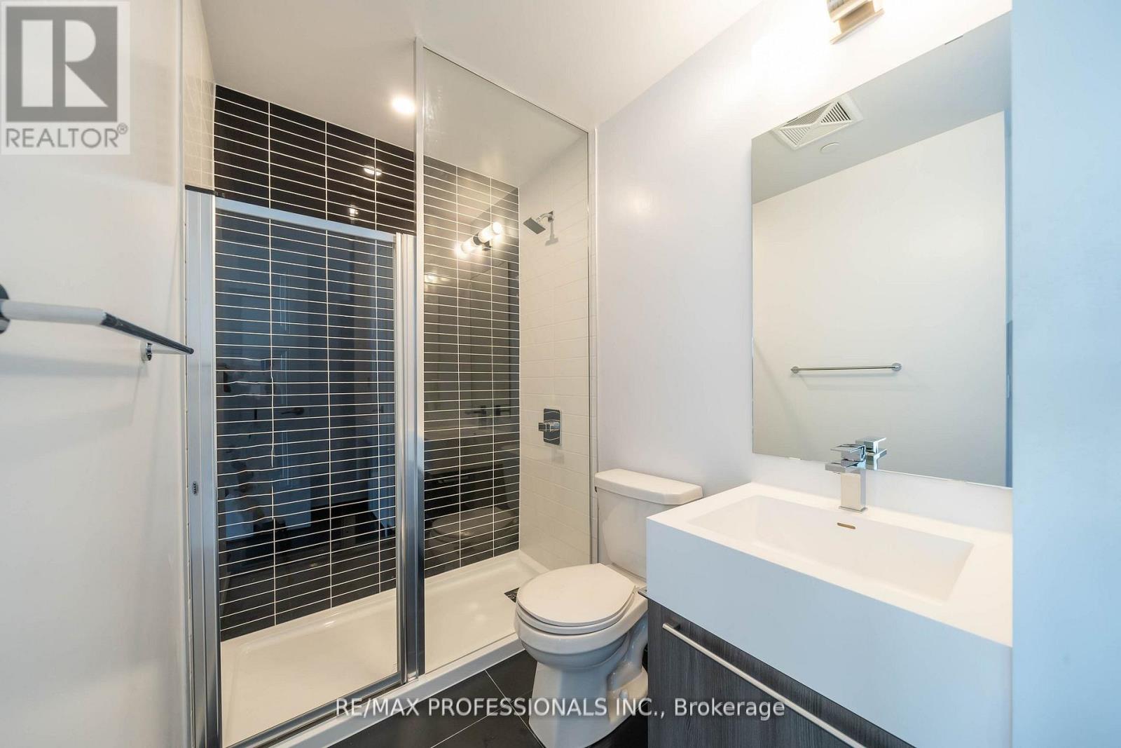 901 - 25 Neighbourhood Lane, Toronto, Ontario  M9Y 0C4 - Photo 15 - W12775500