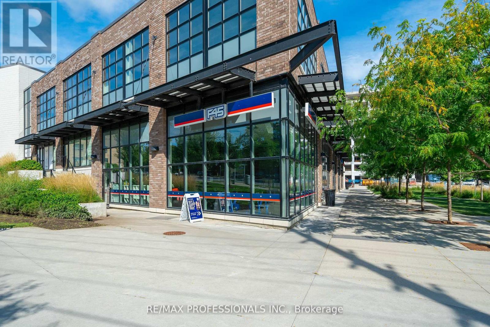 901 - 25 Neighbourhood Lane, Toronto, Ontario  M9Y 0C4 - Photo 32 - W12775500