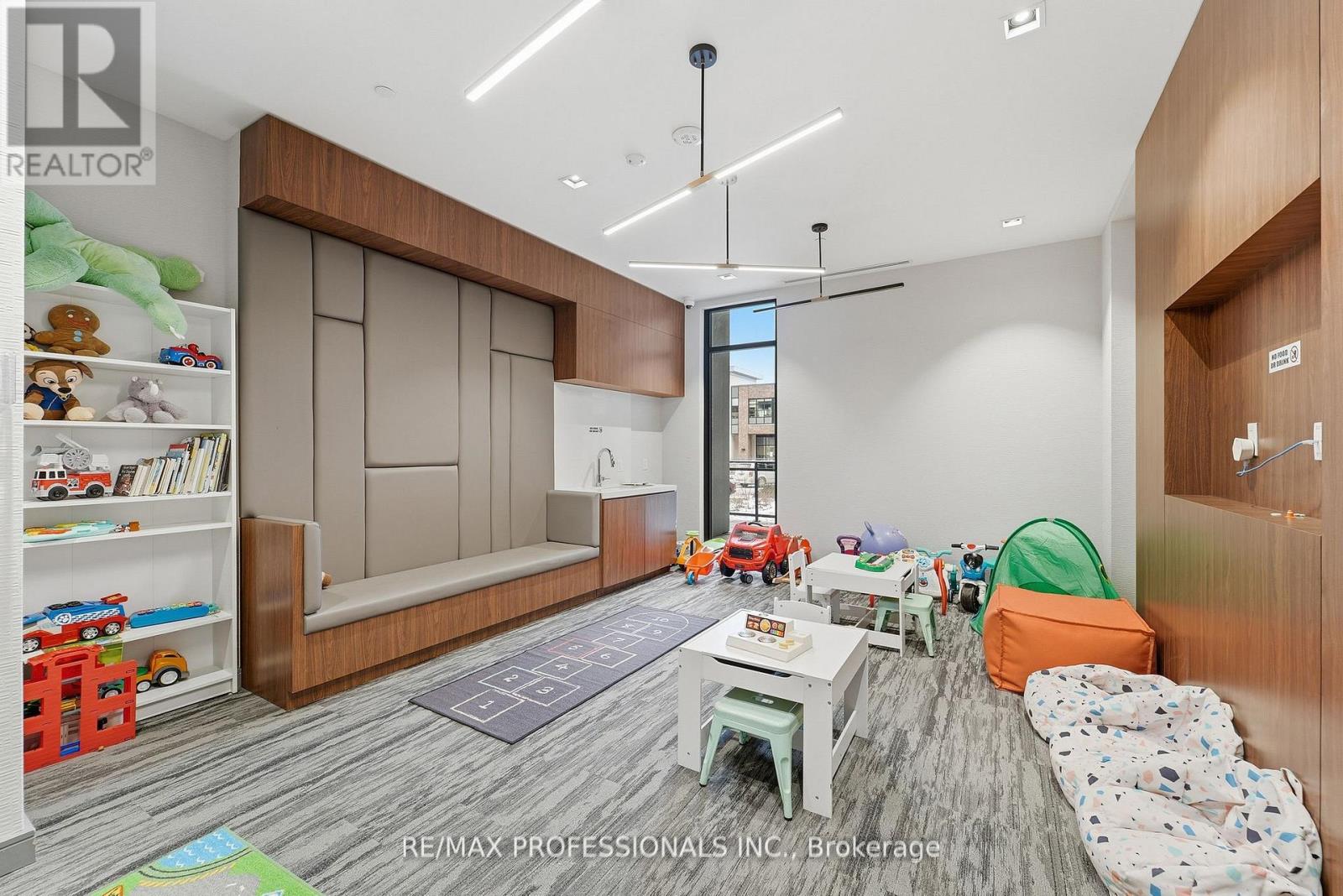 901 - 25 Neighbourhood Lane, Toronto, Ontario  M9Y 0C4 - Photo 35 - W12775500