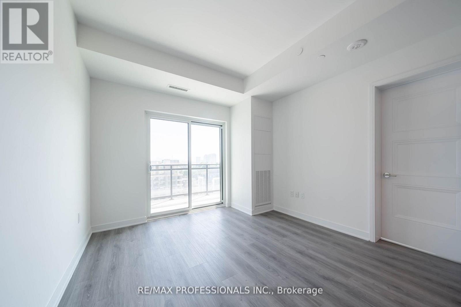 901 - 25 Neighbourhood Lane, Toronto, Ontario  M9Y 0C4 - Photo 8 - W12775500