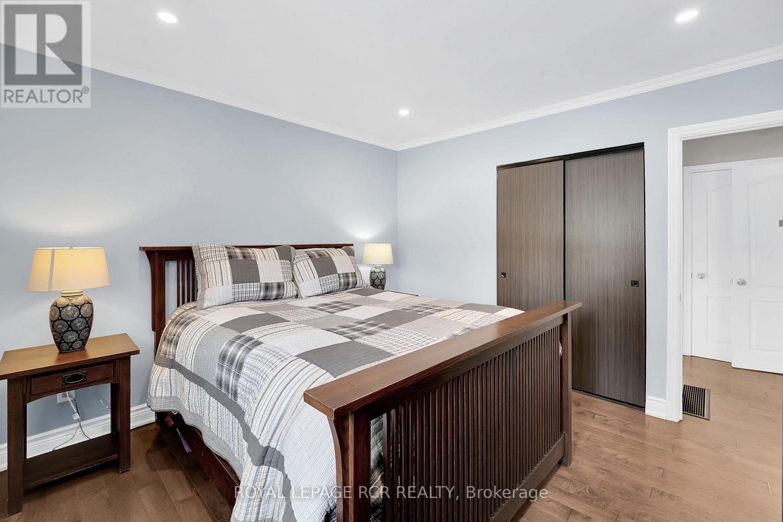 205 Martha Crescent, Caledon, Ontario  L7E 4X2 - Photo 16 - W12775514