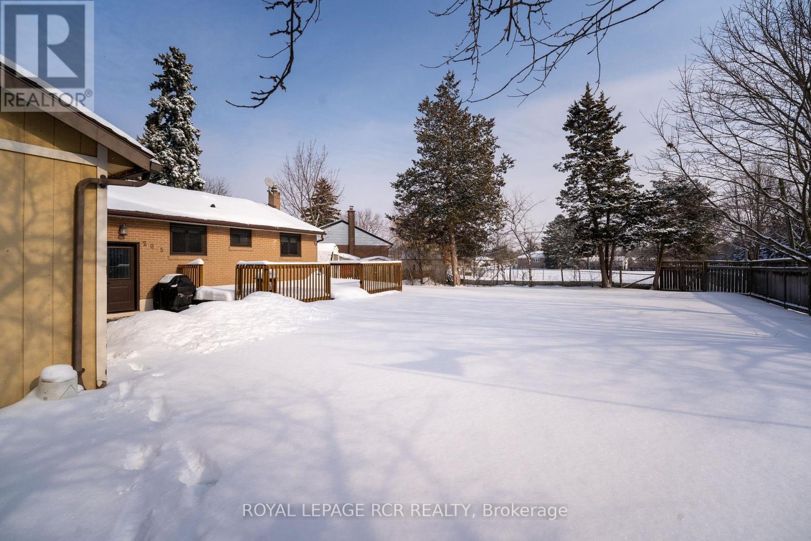 205 Martha Crescent, Caledon, Ontario  L7E 4X2 - Photo 35 - W12775514