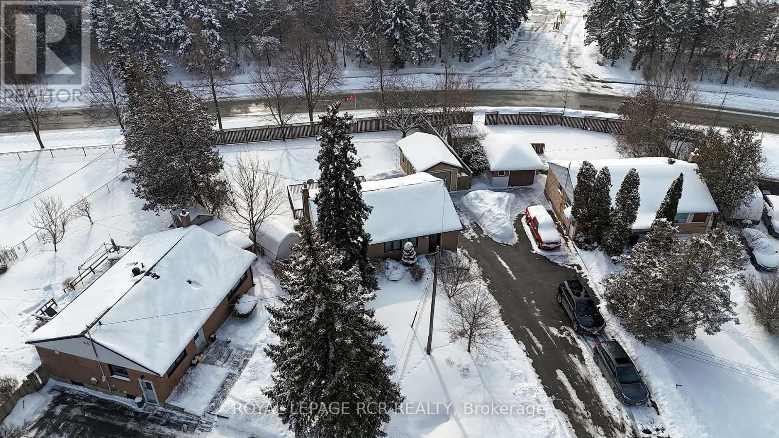 205 Martha Crescent, Caledon, Ontario  L7E 4X2 - Photo 42 - W12775514