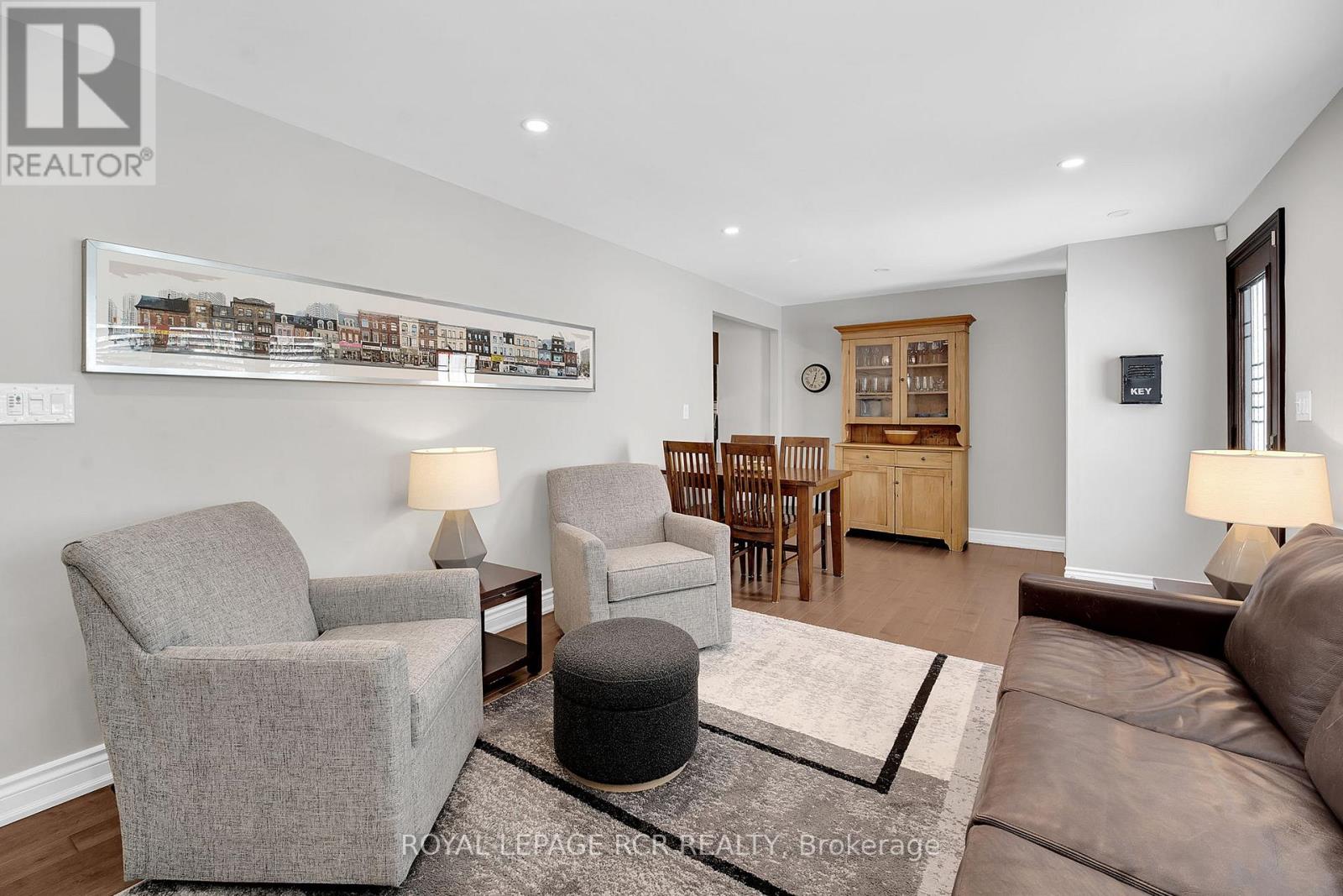 205 Martha Crescent, Caledon, Ontario  L7E 4X2 - Photo 8 - W12775514