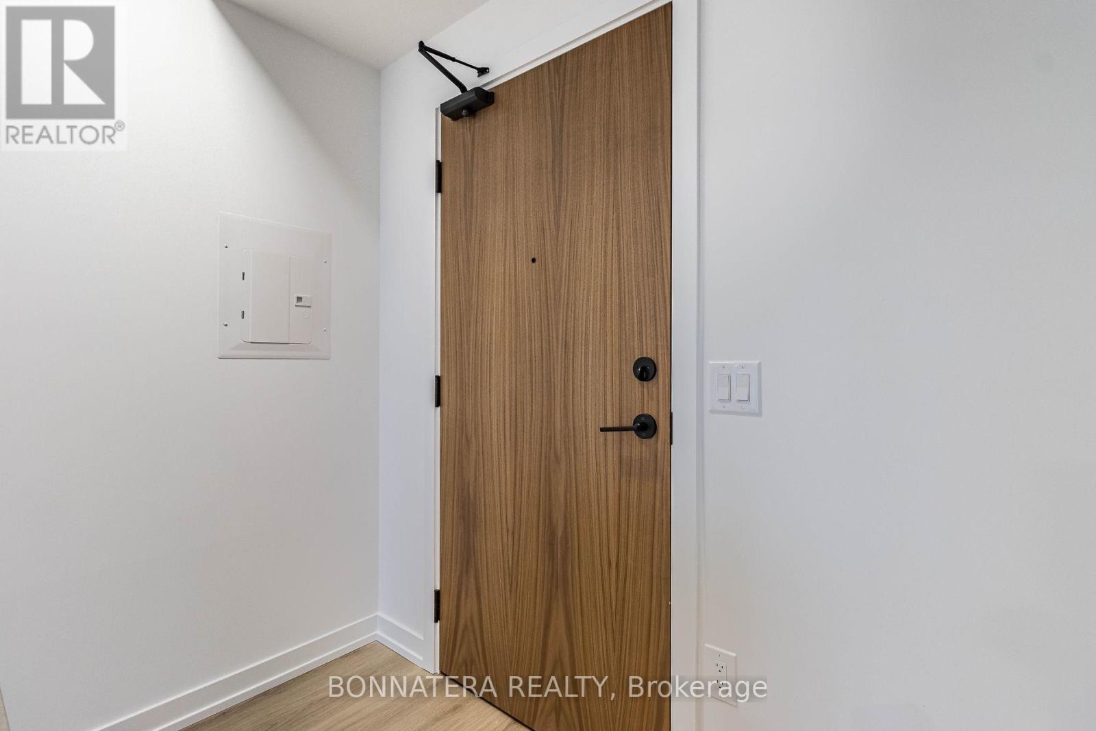 414 - 10 Lagerfeld Drive, Brampton, Ontario  L7A 0H8 - Photo 14 - W12775518