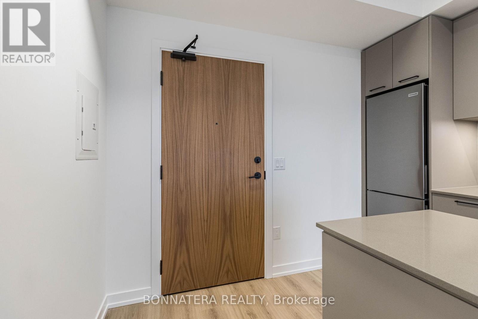 414 - 10 Lagerfeld Drive, Brampton, Ontario  L7A 0H8 - Photo 15 - W12775518