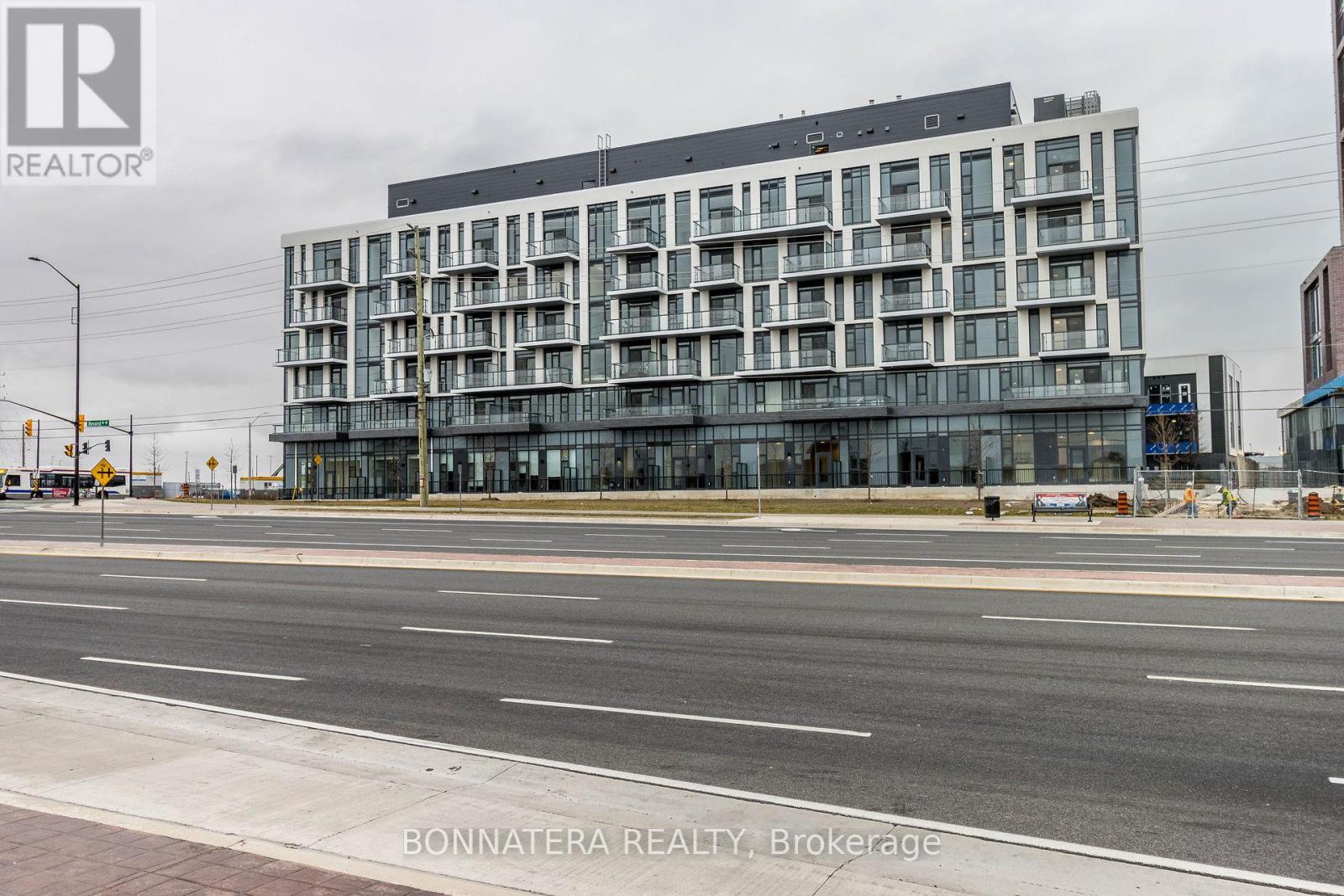 414 - 10 Lagerfeld Drive, Brampton, Ontario  L7A 0H8 - Photo 3 - W12775518