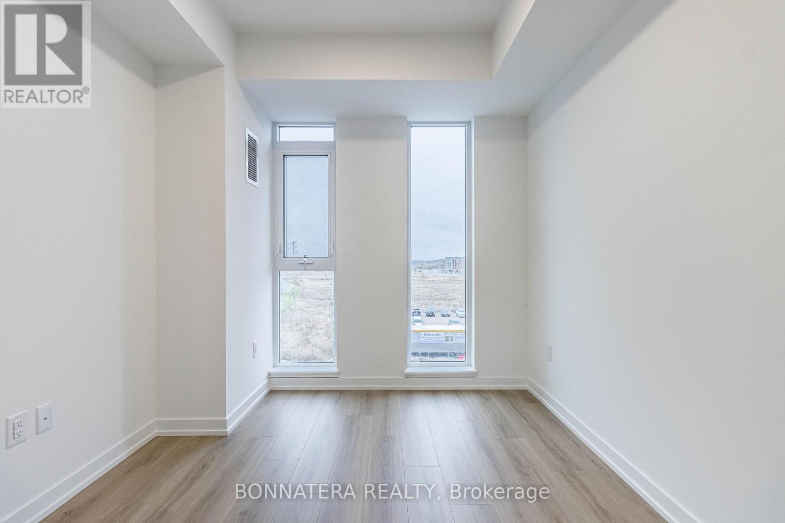 414 - 10 Lagerfeld Drive, Brampton, Ontario  L7A 0H8 - Photo 38 - W12775518