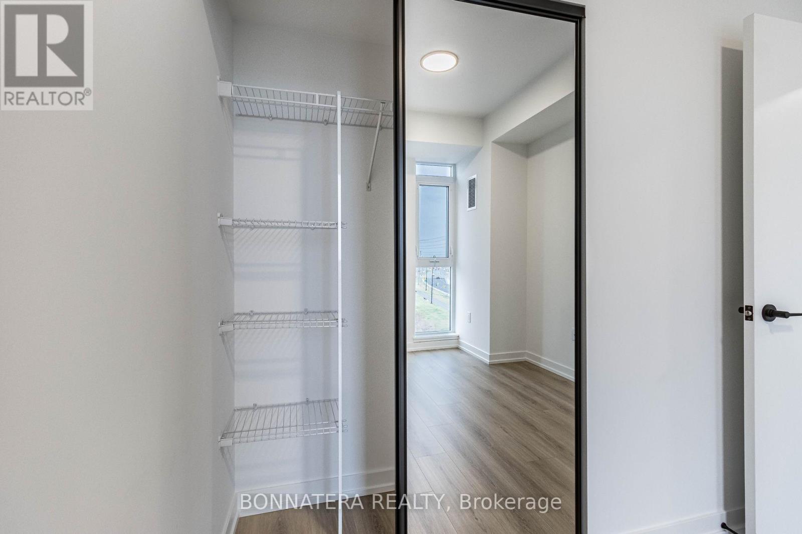 414 - 10 Lagerfeld Drive, Brampton, Ontario  L7A 0H8 - Photo 39 - W12775518