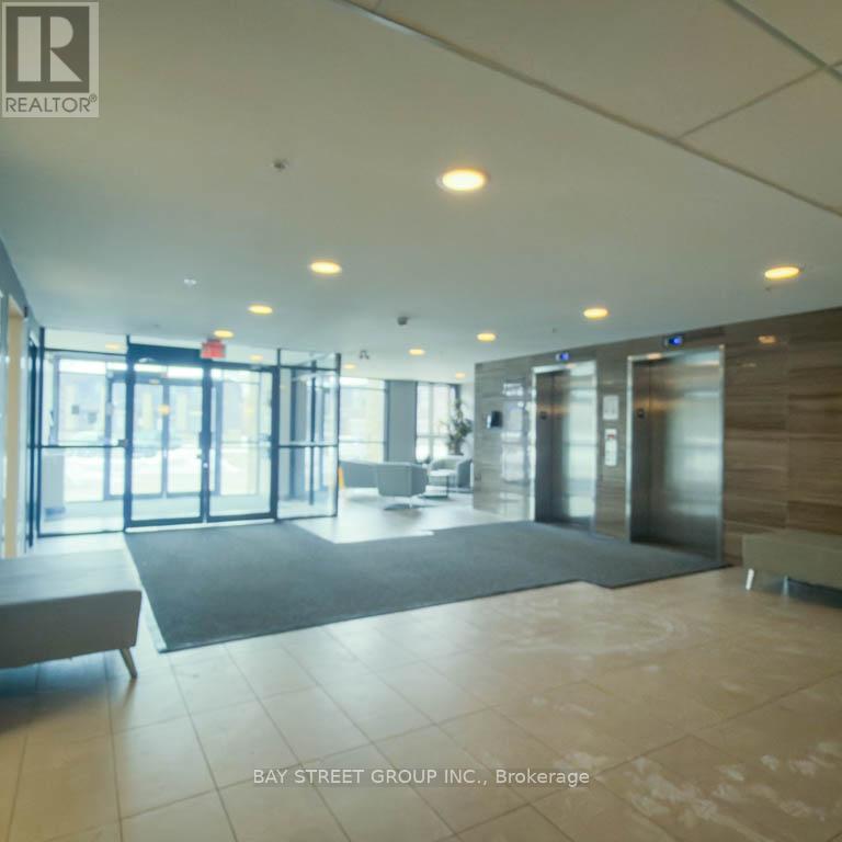 330 - 5010 Corporate Drive, Burlington, Ontario  L7L 0H6 - Photo 2 - W12775548