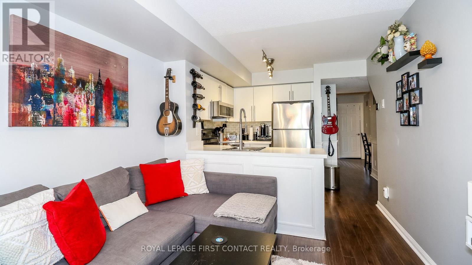 719 - 10 Laidlaw Street, Toronto, Ontario  M6K 1X2 - Photo 10 - W12775562