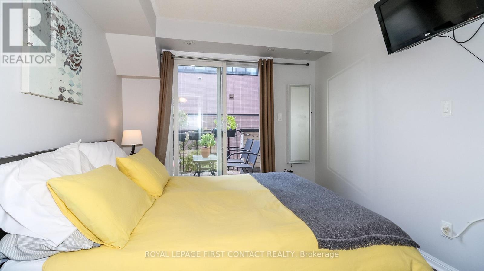 719 - 10 Laidlaw Street, Toronto, Ontario  M6K 1X2 - Photo 18 - W12775562