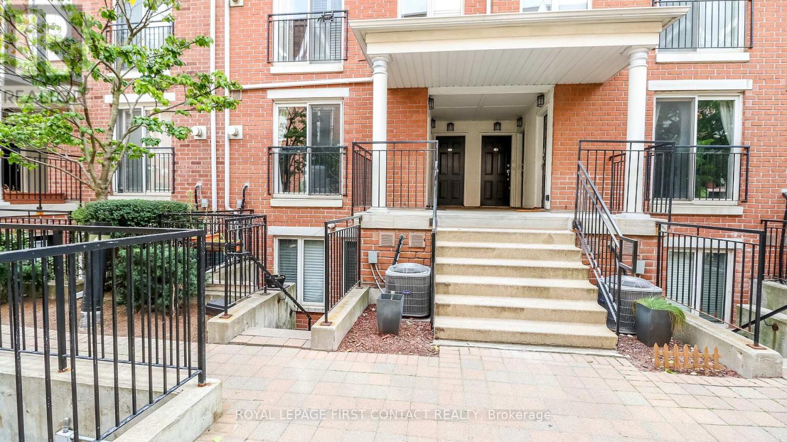 719 - 10 Laidlaw Street, Toronto, Ontario  M6K 1X2 - Photo 3 - W12775562