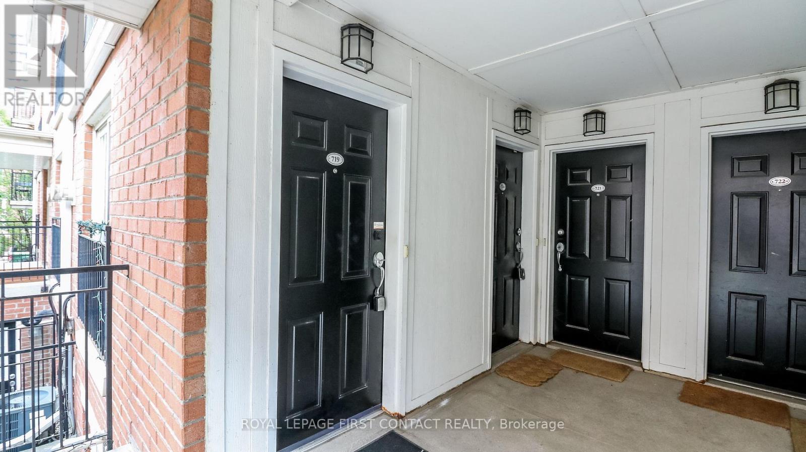 719 - 10 Laidlaw Street, Toronto, Ontario  M6K 1X2 - Photo 6 - W12775562