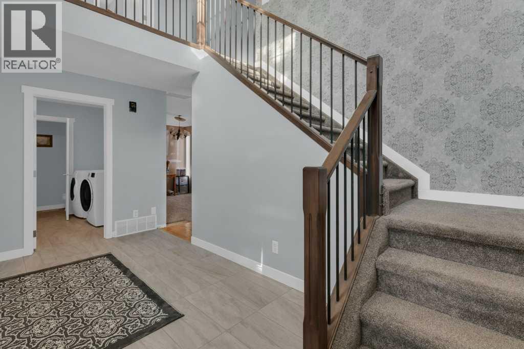 10832 Valley Springs Road Nw, Calgary, Alberta  T3B 5R2 - Photo 18 - A2282530