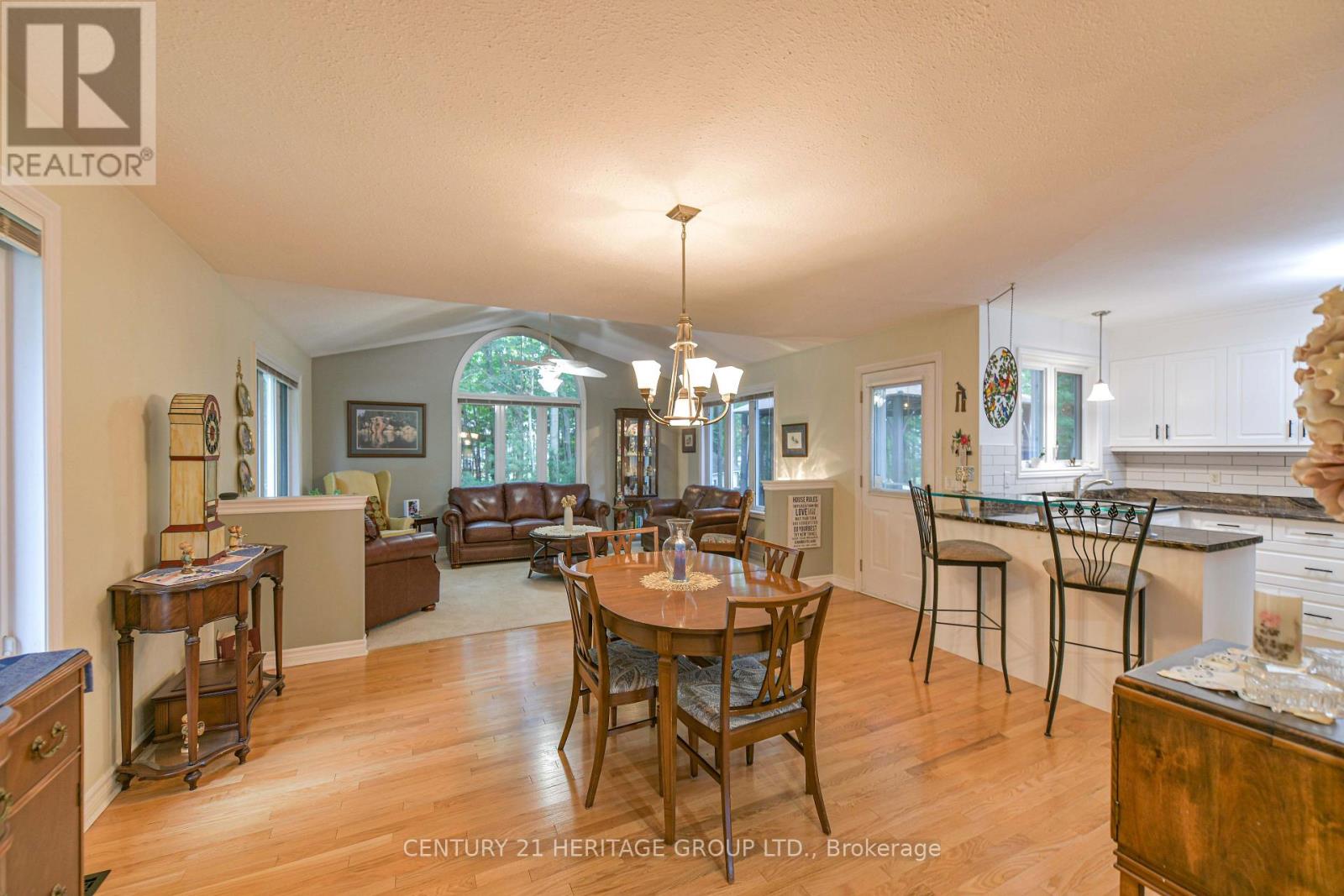 130 Hedgewood Lane, Gravenhurst, Ontario  P1P 1Z4 - Photo 27 - X12775498