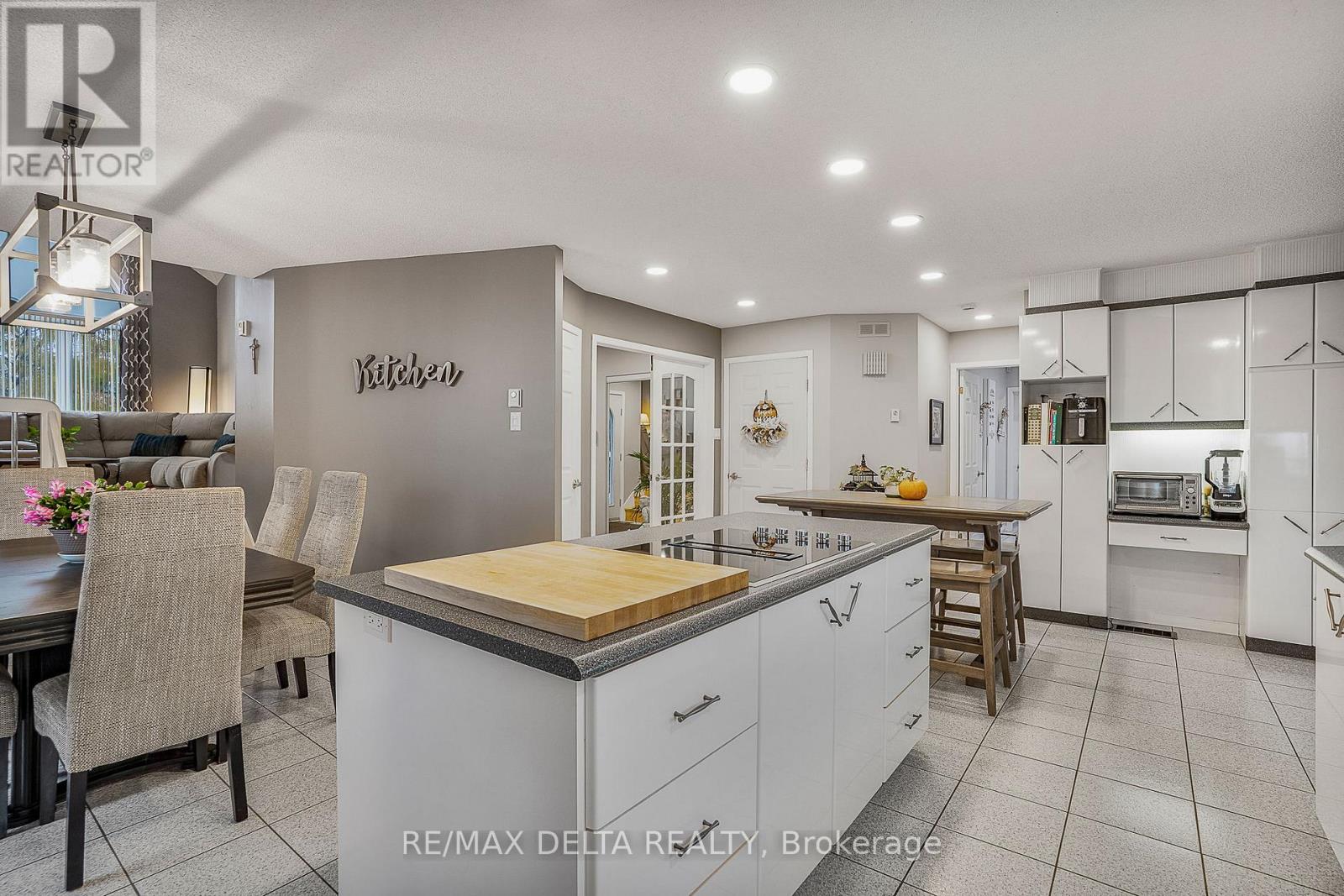 95 Lalande Crescent, Alfred And Plantagenet, Ontario  K0B 1A0 - Photo 13 - X12677082