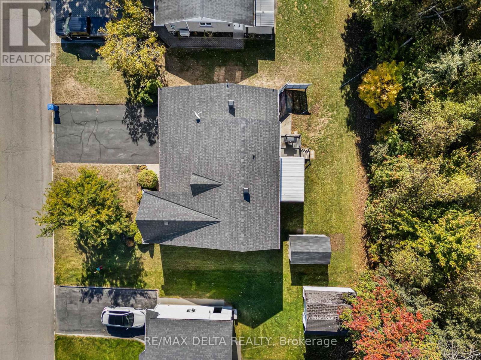 95 Lalande Crescent, Alfred And Plantagenet, Ontario  K0B 1A0 - Photo 43 - X12677082