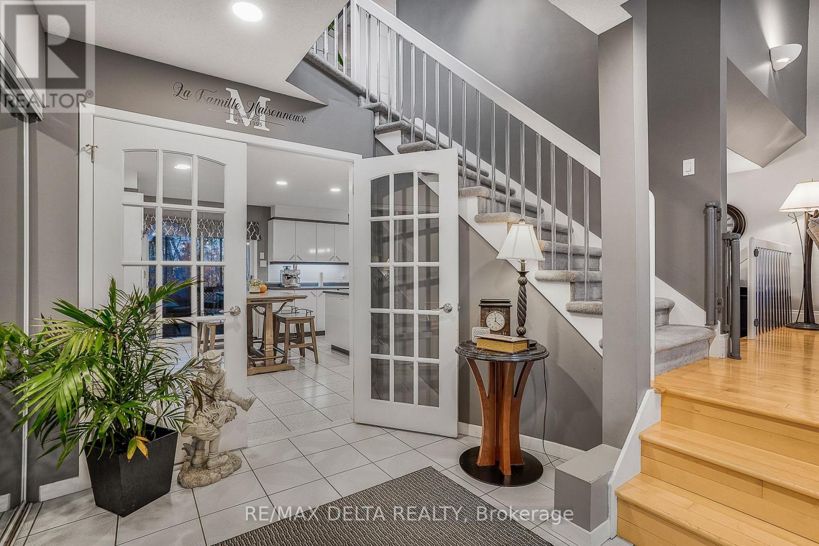 95 Lalande Crescent, Alfred And Plantagenet, Ontario  K0B 1A0 - Photo 5 - X12677082