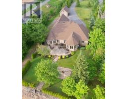 857 Sunnyside Beach RD, Sault Ste. Marie, Ontario