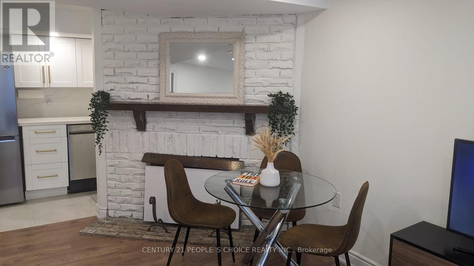 116 Royal Palm Drive W, Brampton, Ontario  L6Z 1P7 - Photo 2 - W12773824