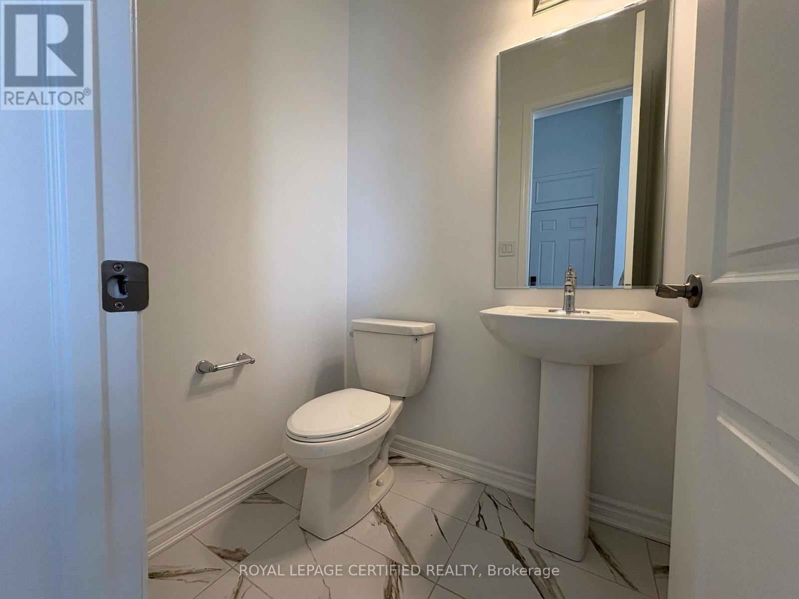 1368 Copley Court, Milton (Bw Bowes), Ontario  L9T 6J2 - Photo 6 - W12775476