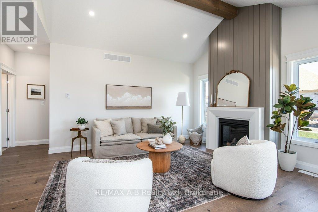 17 Diamond Street, East Zorra-Tavistock, Ontario  N0B 2R0 - Photo 24 - X12775662