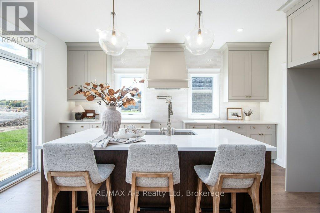 17 Diamond Street, East Zorra-Tavistock, Ontario  N0B 2R0 - Photo 32 - X12775662