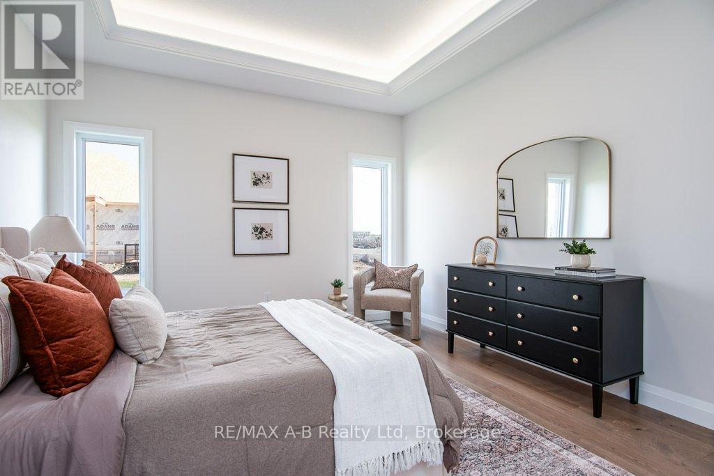 17 Diamond Street, East Zorra-Tavistock, Ontario  N0B 2R0 - Photo 35 - X12775662