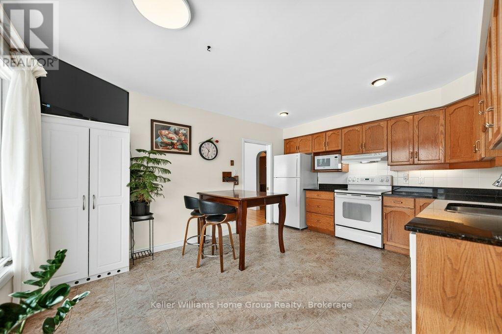 379 St Patrick Street W, Centre Wellington, Ontario  N1M 1L8 - Photo 13 - X12775814