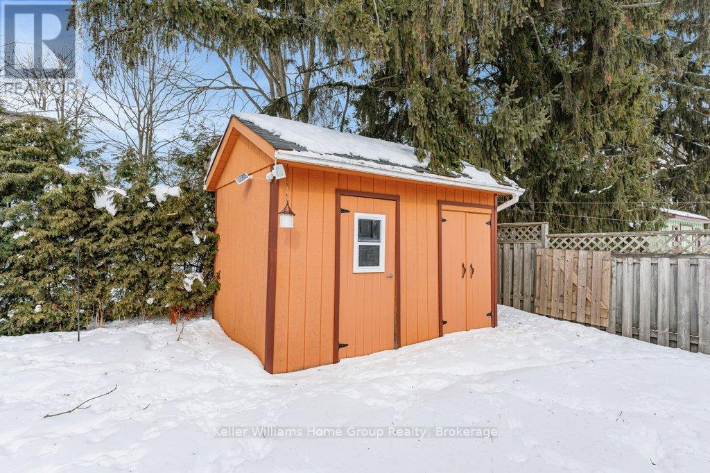 379 St Patrick Street W, Centre Wellington, Ontario  N1M 1L8 - Photo 35 - X12775814