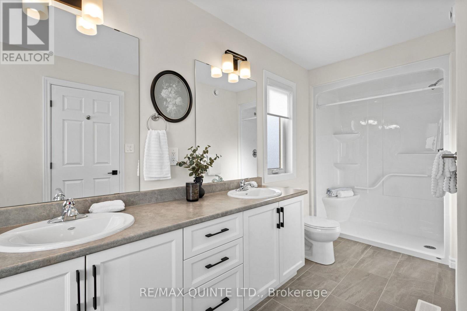 1 Miramichi Street, Belleville (Thurlow Ward), Ontario  K8N 0T3 - Photo 34 - X12775696