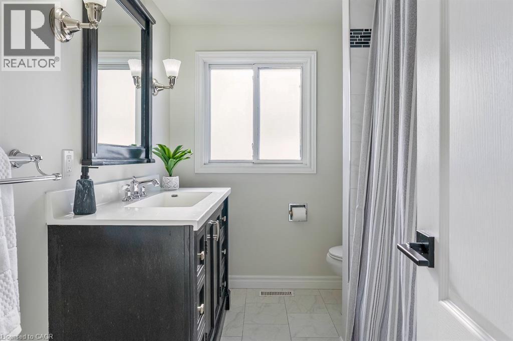 720 Mullin Way, Burlington, Ontario  L7L 4J7 - Photo 20 - 40802206