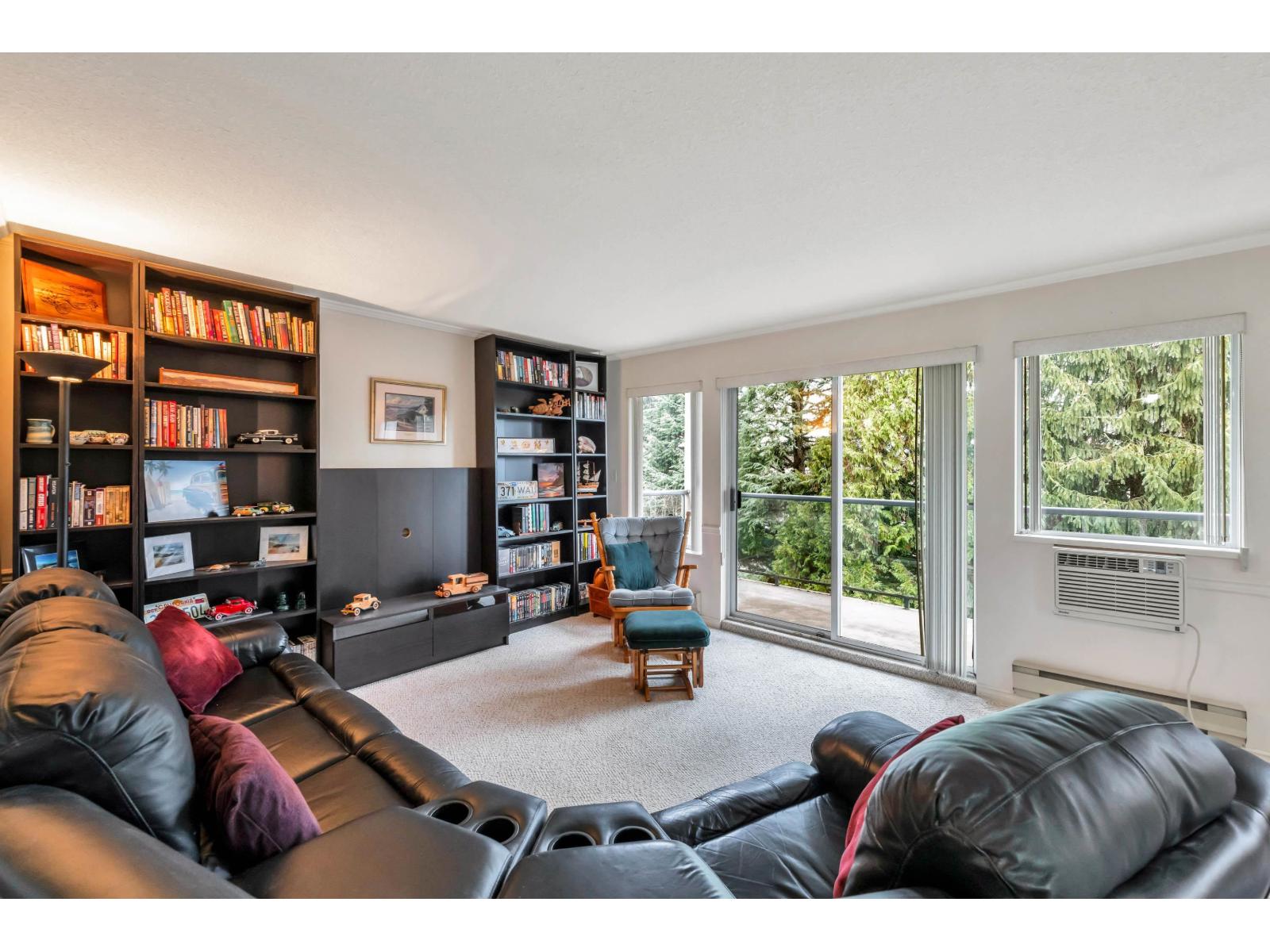 215 33090 George Ferguson Way, Abbotsford, British Columbia  V2S 6Y2 - Photo 5 - R3087866