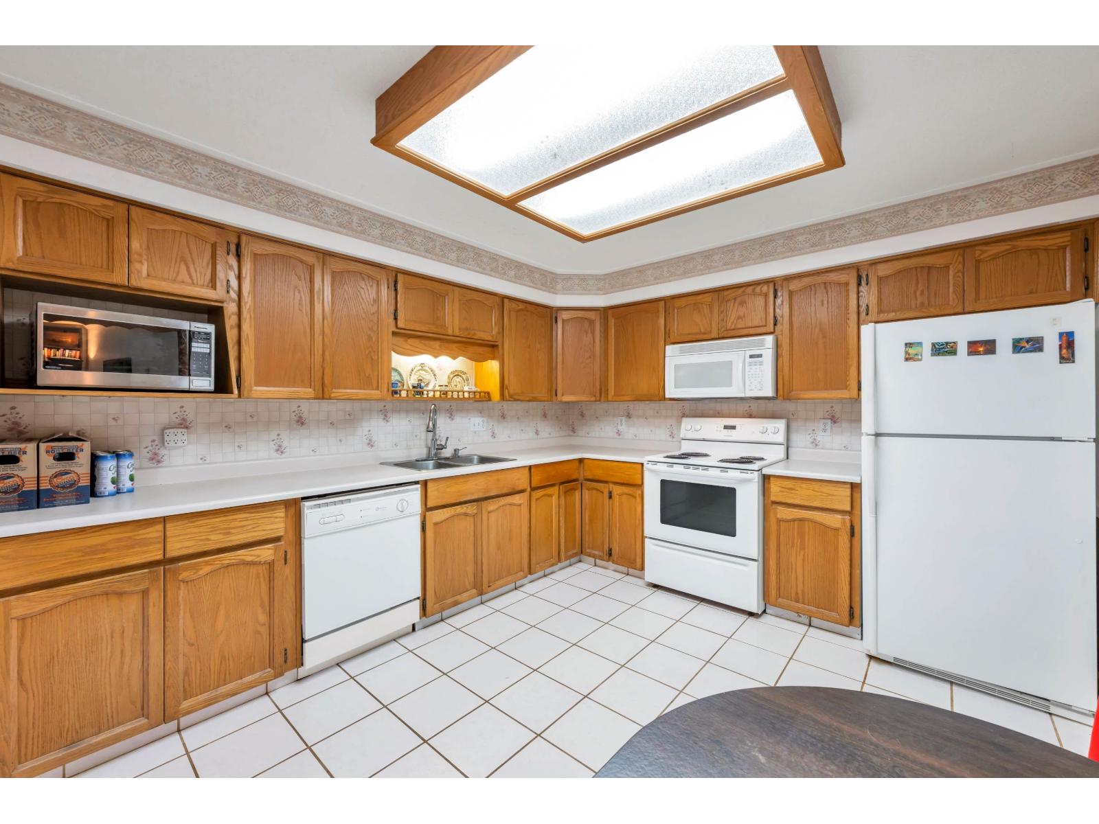 215 33090 George Ferguson Way, Abbotsford, British Columbia  V2S 6Y2 - Photo 11 - R3087866