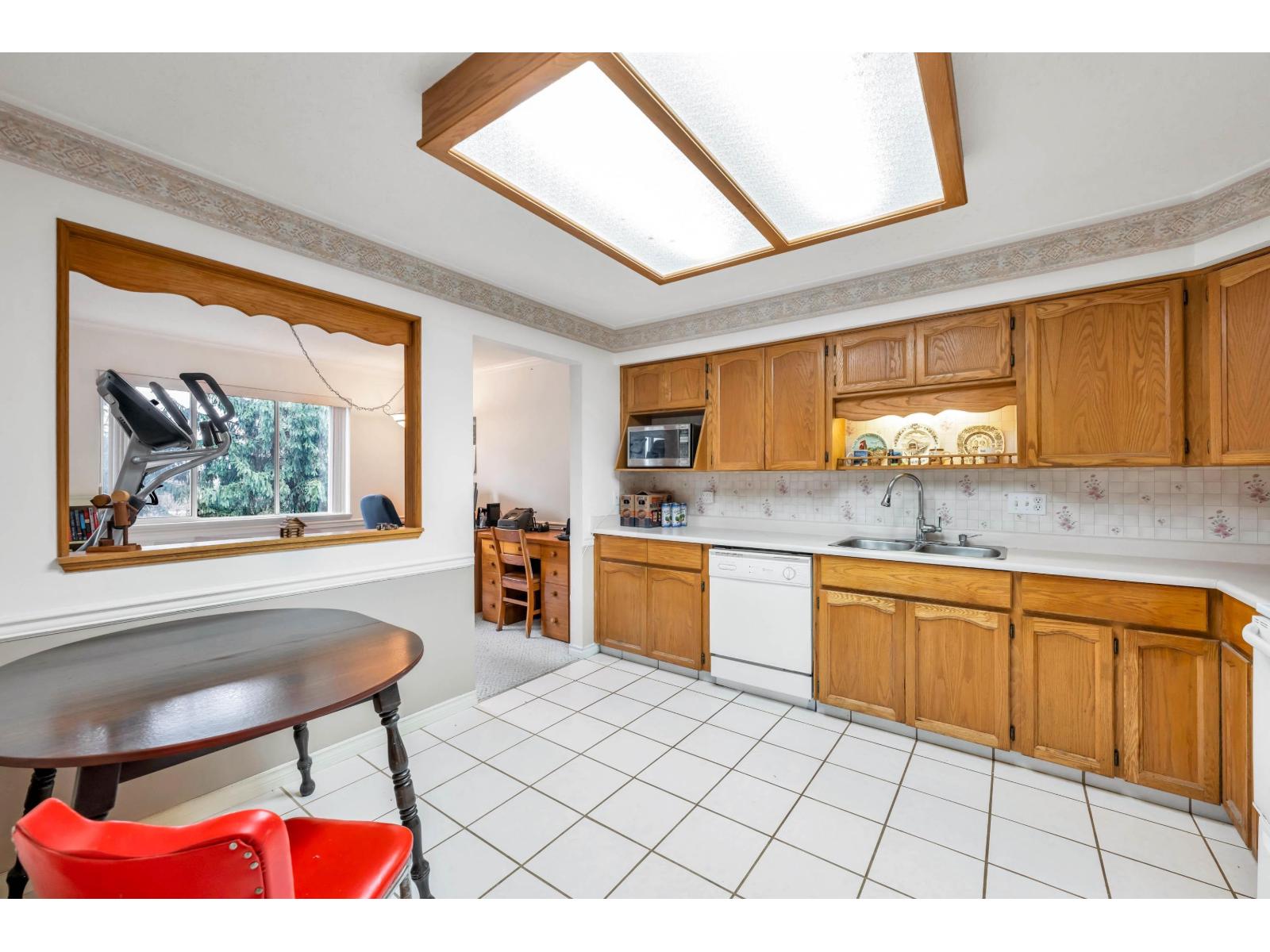 215 33090 George Ferguson Way, Abbotsford, British Columbia  V2S 6Y2 - Photo 14 - R3087866