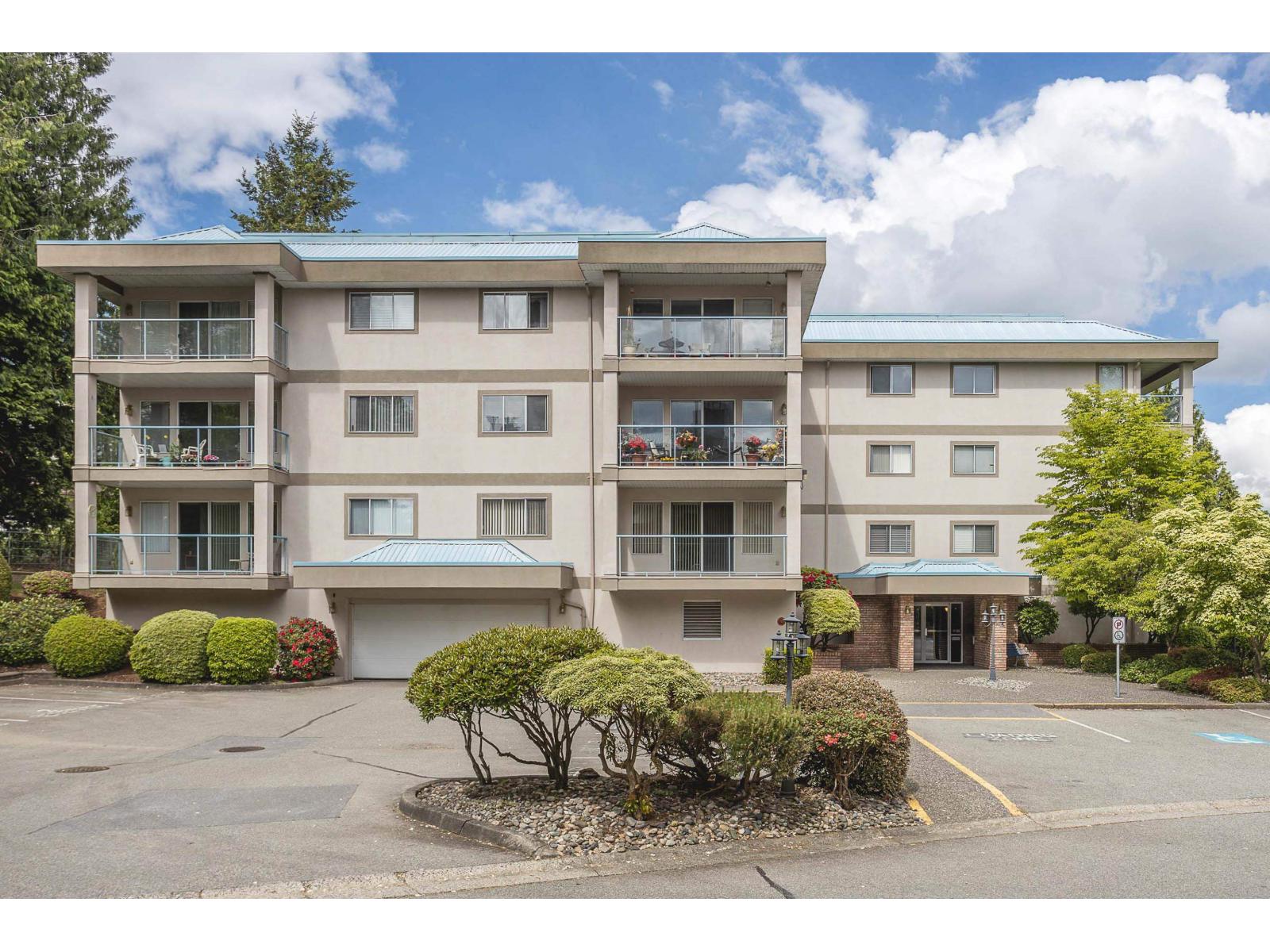 215 33090 George Ferguson Way, Abbotsford, British Columbia  V2S 6Y2 - Photo 4 - R3087866