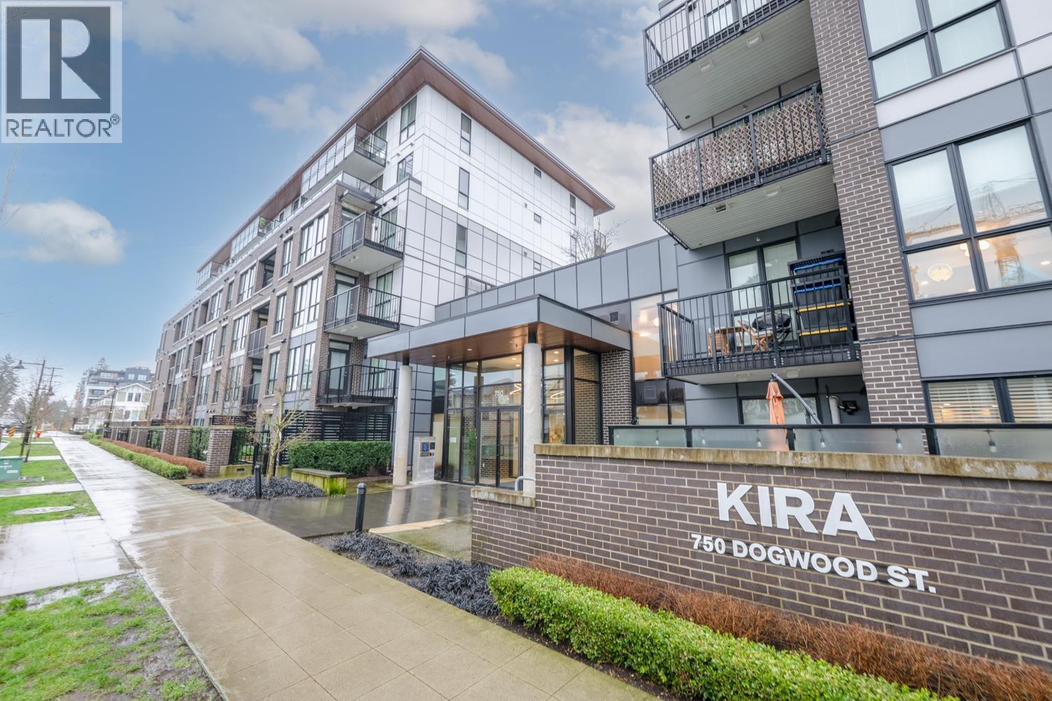 403 750 Dogwood Street, Coquitlam, British Columbia  V3J 4B7 - Photo 1 - R3088163