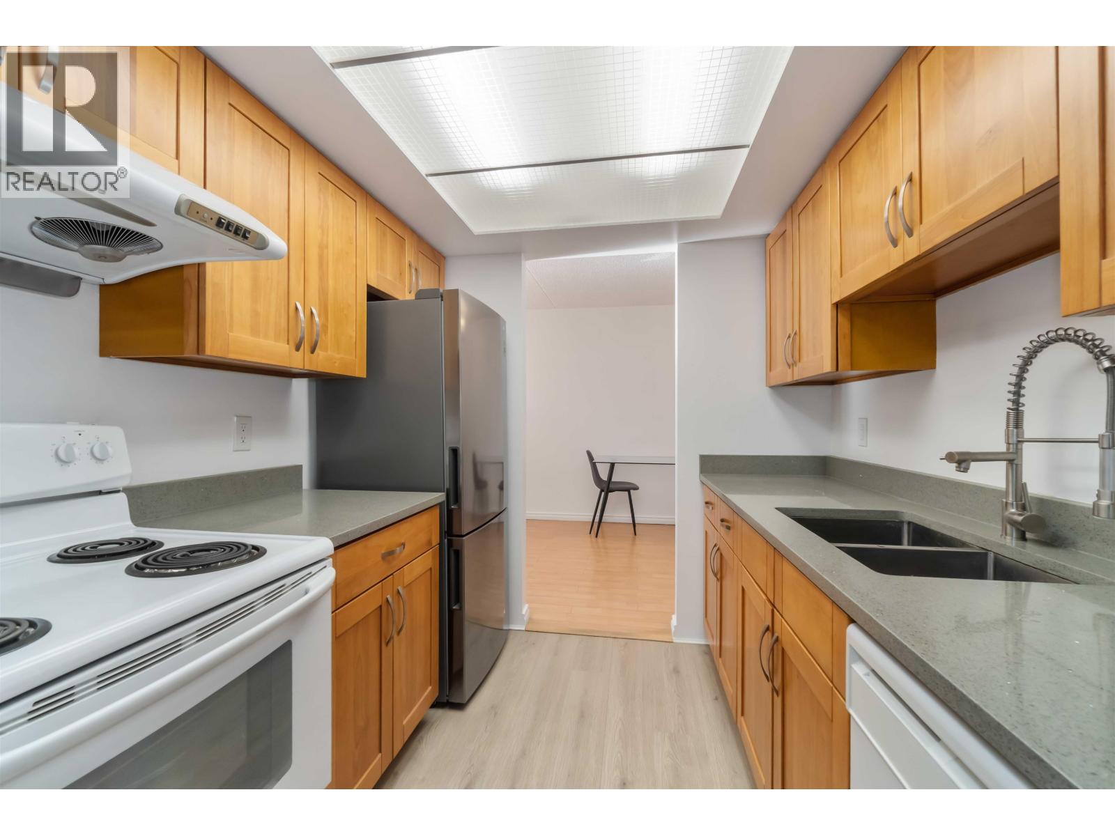 205 6595 Willingdon Avenue, Burnaby, British Columbia  V5H 4E5 - Photo 7 - R3088367