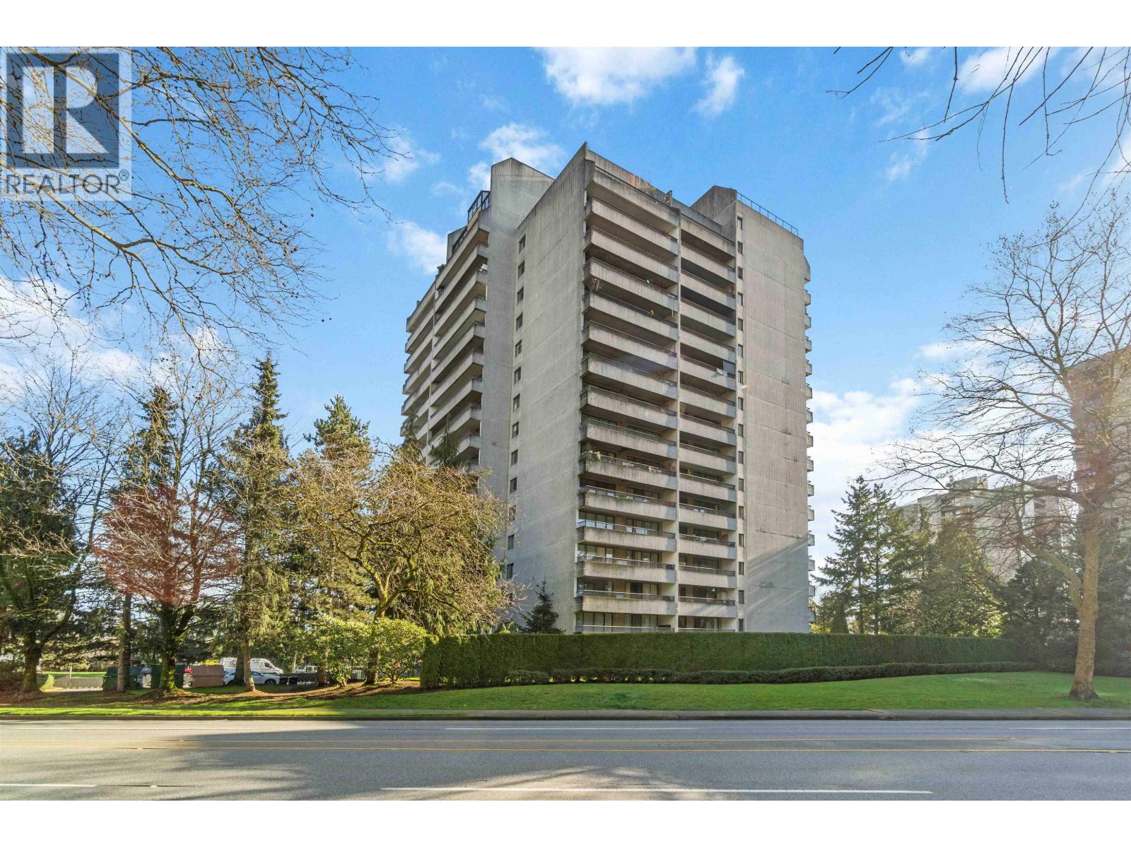 205 6595 WILLINGDON AVENUE, Burnaby, British Columbia