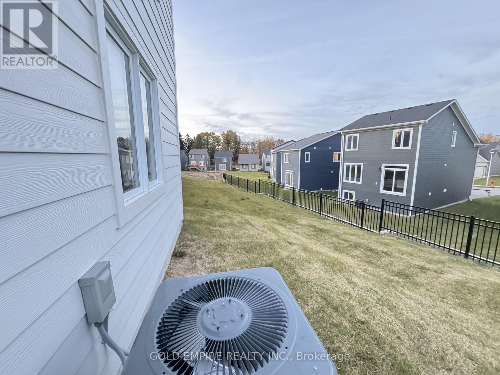 Lower - 30 Julie Crescent, London South, Ontario  N5Z 0A9 - Photo 23 - X12775614