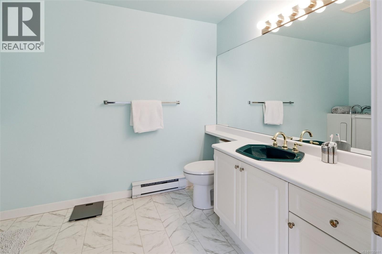 12 100 Gifford Rd, Ladysmith, British Columbia  V9G 1A8 - Photo 19 - 1025601