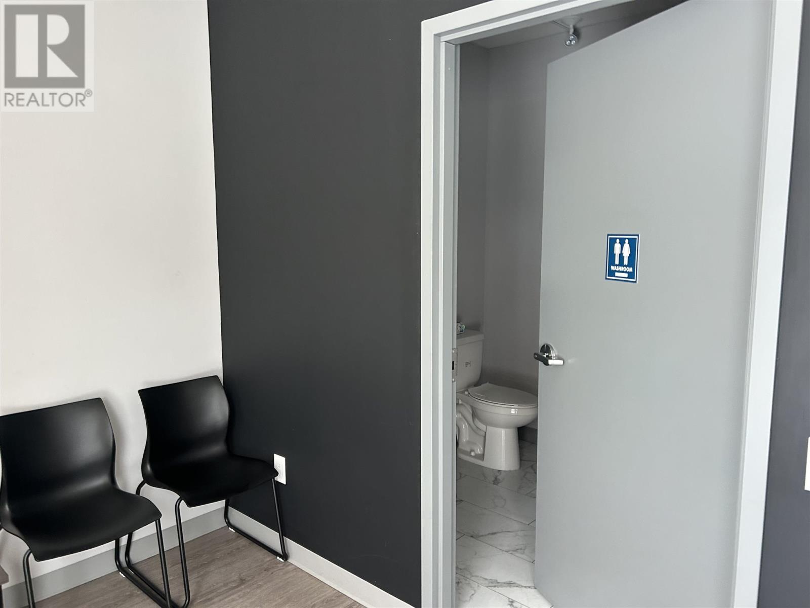 551 Queen St E, Sault Ste. Marie, Ontario  P6A 2A3 - Photo 5 - SM260271