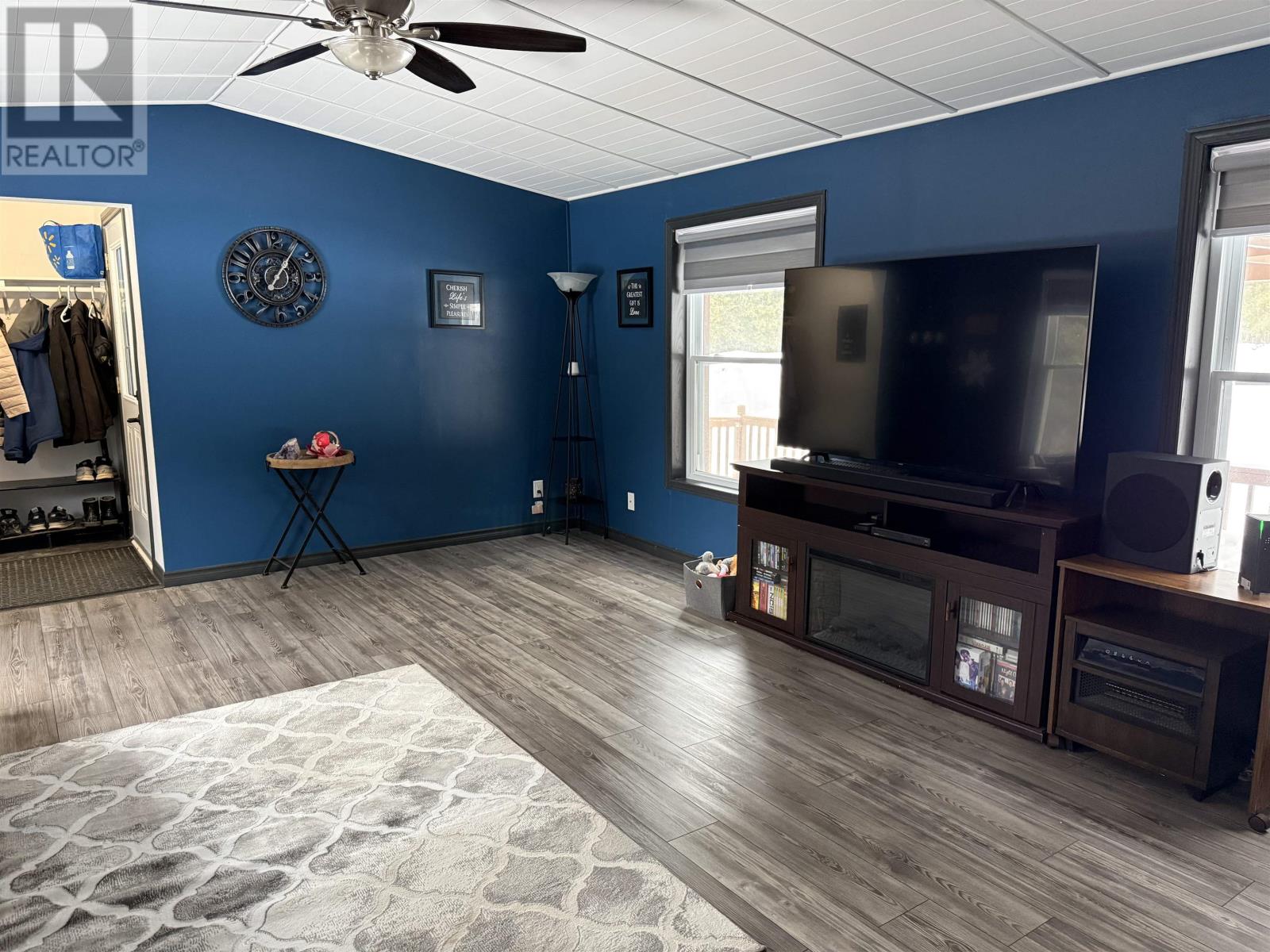 32 Chambers Road, Kakabeka Falls, Ontario  P0T 1W0 - Photo 10 - TB2600151