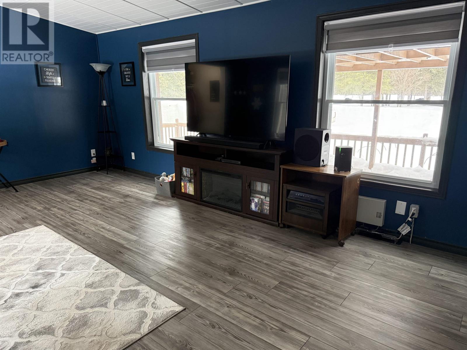 32 Chambers Road, Kakabeka Falls, Ontario  P0T 1W0 - Photo 12 - TB2600151