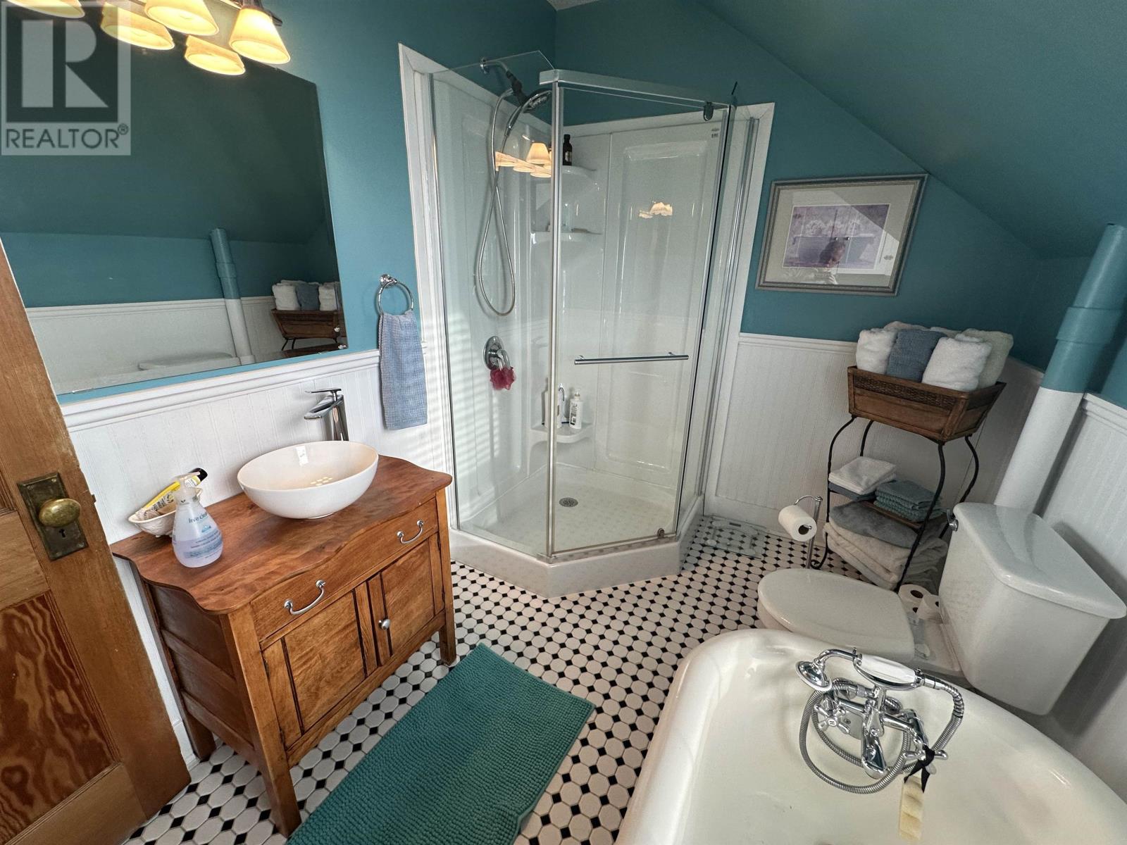 219 Sixth Ave S, Kenora, Ontario  P9N 2B9 - Photo 5 - TB2600189