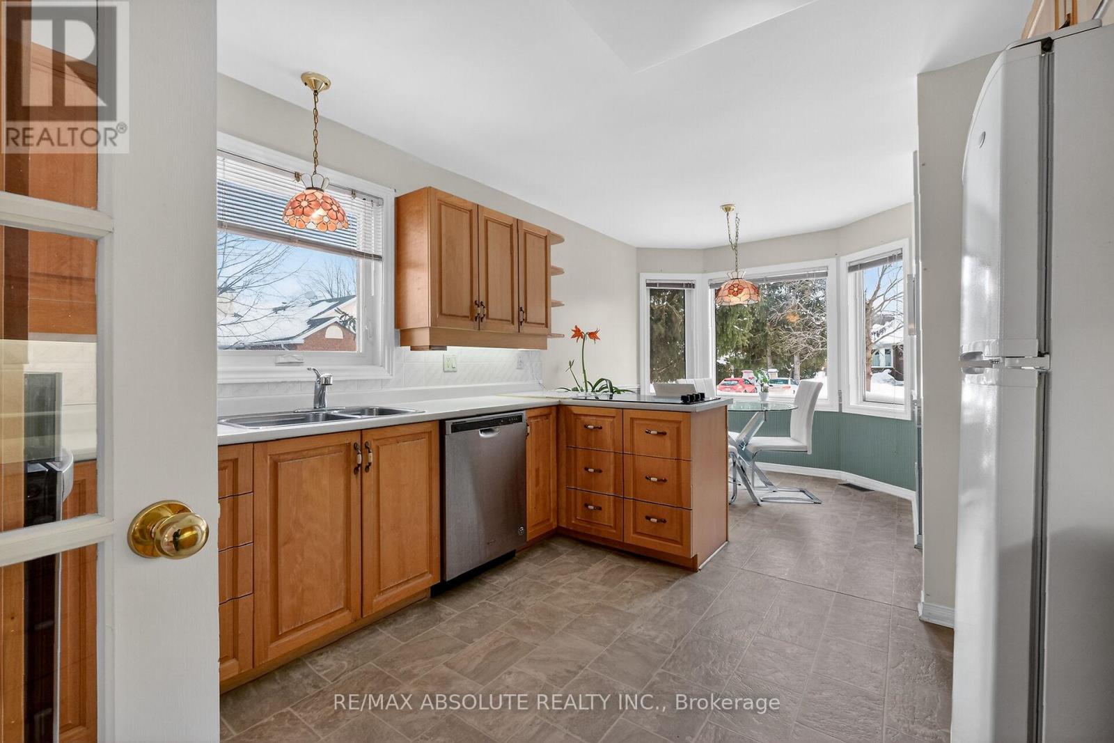 18 Pine Needles Court, Ottawa, Ontario  K2S 1G5 - Photo 16 - X12775692