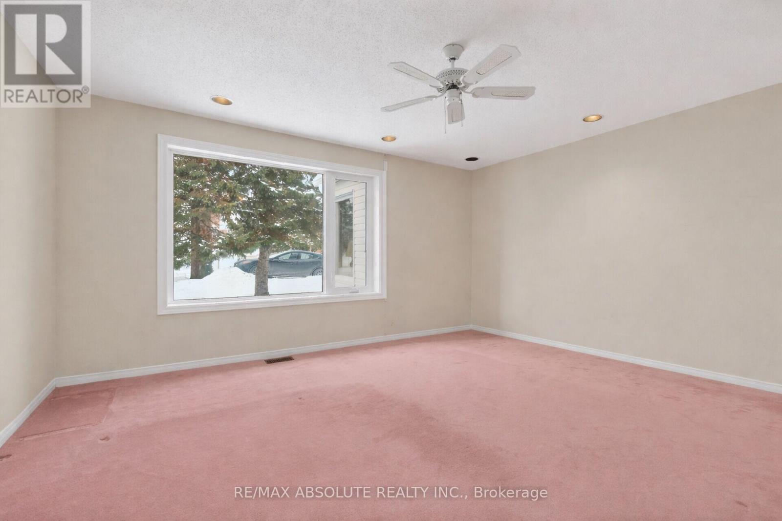 18 Pine Needles Court, Ottawa, Ontario  K2S 1G5 - Photo 29 - X12775692